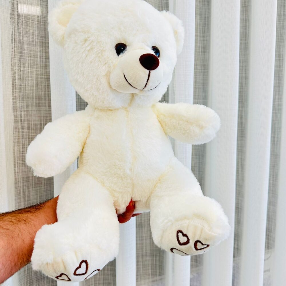 דובי לבן 28 ס"מ דגם כפות רגליים לבבות