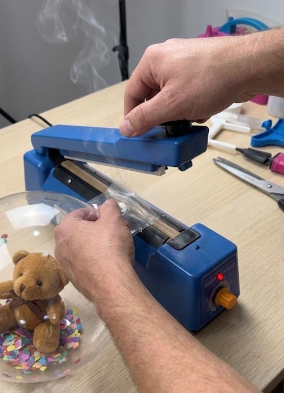 מלחם מקצועי לסגירת בלונים – תמונה 5