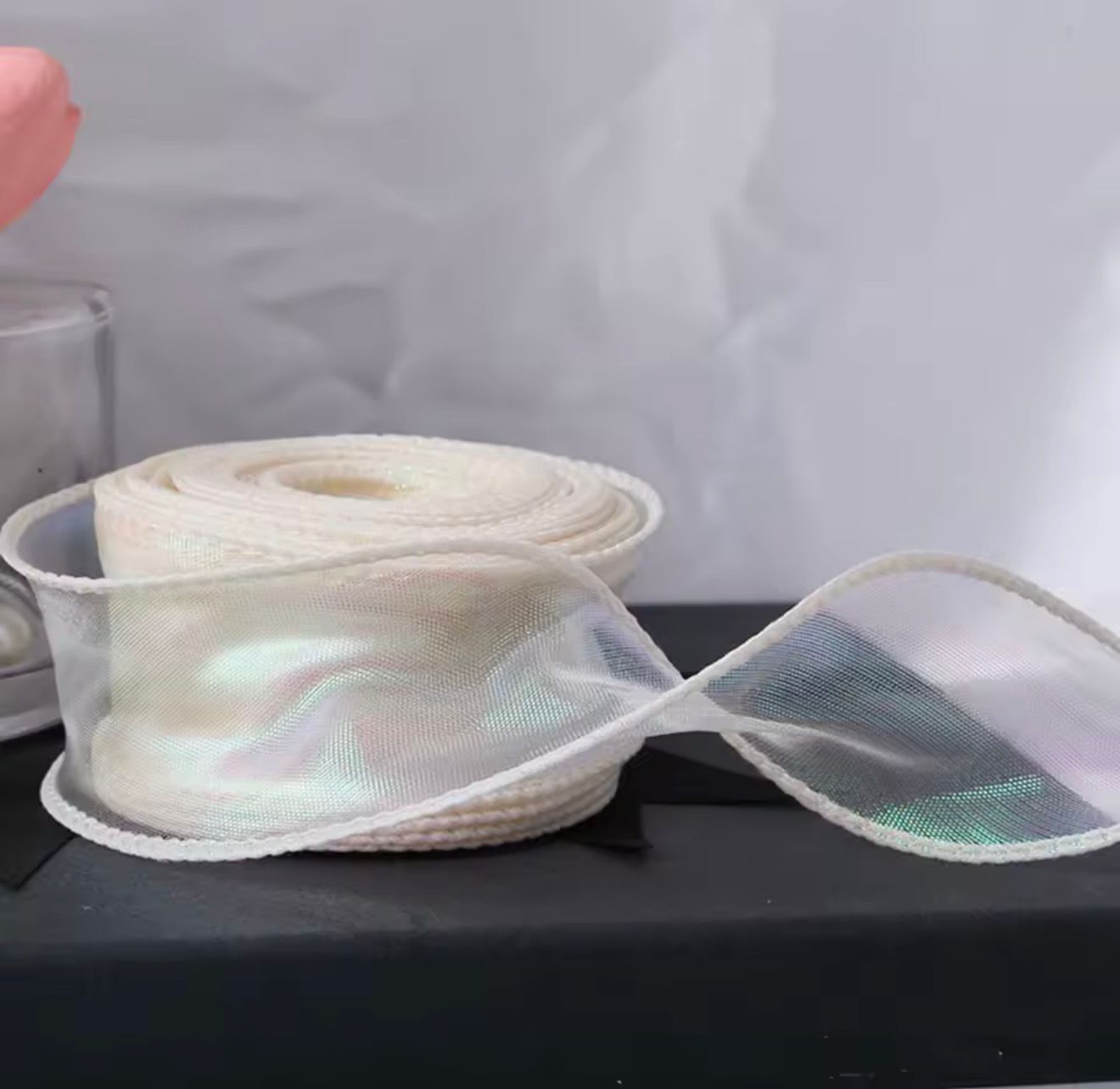 סרט סאטן אורגנזה קרם עובי 4cm אורך 10 יארד